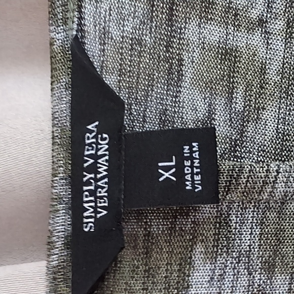 Top - Picture 2 of 2